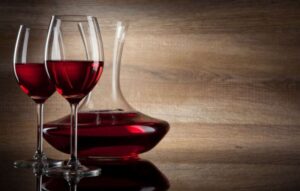 Червоне вино: витонченість, аромати та задоволення
