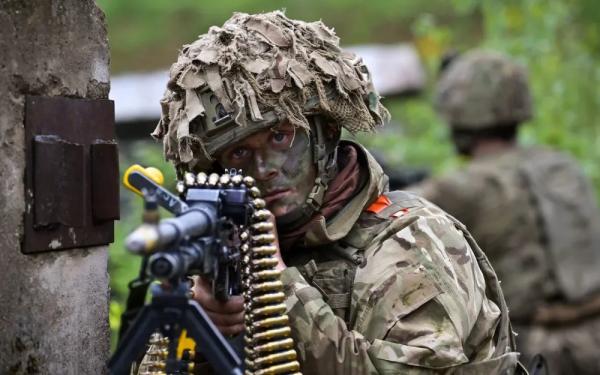 Британські військові не змогли б воювати з рф довше ніж два місяці – штаб оборони Британії