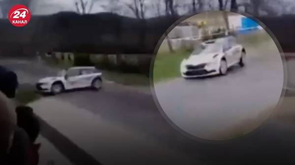 В Венгрии во время ралли автомобиль влетел в зрителей: есть жертвы и раненые – жуткое видео