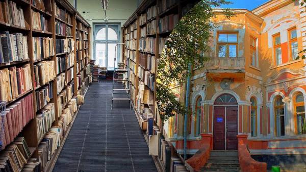 В тернопольской библиотеке возник скандал из-за требования залога для переселенцев