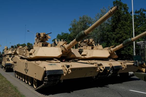 В ВСУ рассказали, действительно ли спрятали танки Abrams от российских беспилотников