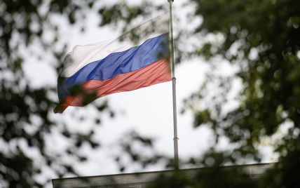 Російським чиновникам заборонили виїжджати за кордон: у чому причина — Reuters