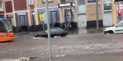 Інциденти у Москві – місто накрили потужні зливи