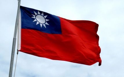На Тайвані заявили про відновлення китайської військової активності біля острова після від’їзду держсекретаря Блінкена з Пекіна – 1+1, новини ТСН
