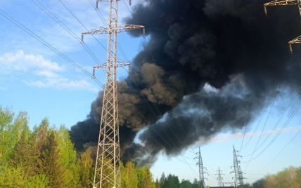 В РФ спалахнула пожежа біля заводу КамАЗ – відео