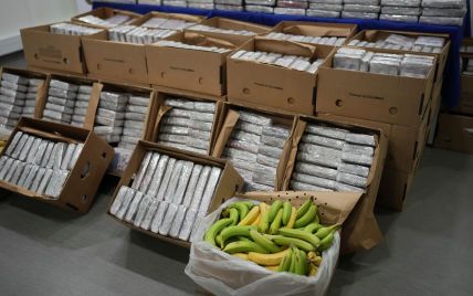 Новини світу: у Німеччині в супермаркетах виявили кокаїн у ящиках із фруктами – ТСН, новини 1+1