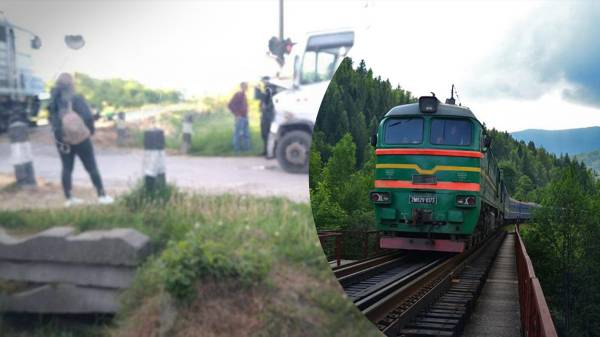 На Прикарпатье автобус врезался в пригородный поезд