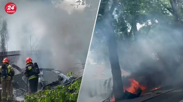 BMW влетів у дерево й одразу спалахнув: у Варшаві загинули в ДТП два українці й білорус