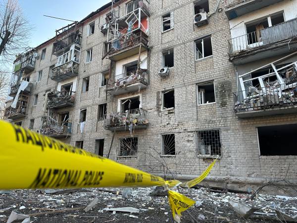 Кілька десятків поранених, четверо вбитих: росіяни масовано вдарили по кількох районах Харкова