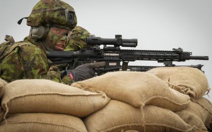 Естонія обговорює відправлення своїх військ до України