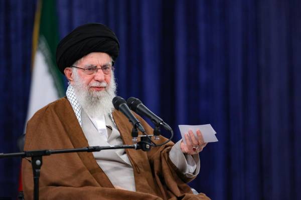 Смерть президента Ирана только увеличивает шансы: кто вероятнее всего станет преемником аятоллы Хаменеи