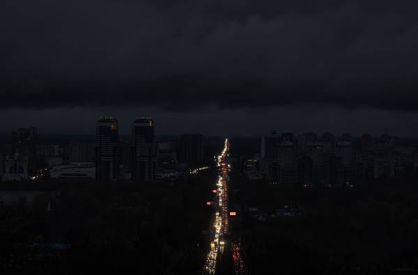 По всей Украине отменили отключение света: при каких условиях графики таки будут действовать