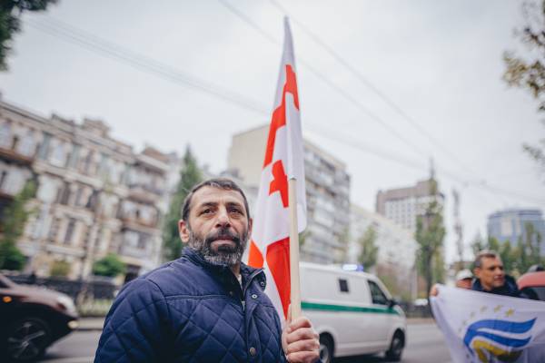 Парламент Грузии окончательно принял закон об “иноагентах”