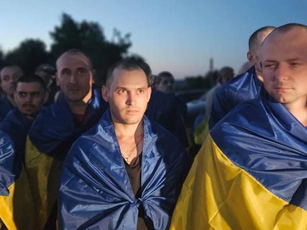 Захищали Маріуполь, ЧАЕС і не тільки: Зеленський заявив, що Україні вдалося повернути з полону ще 90 воїнів