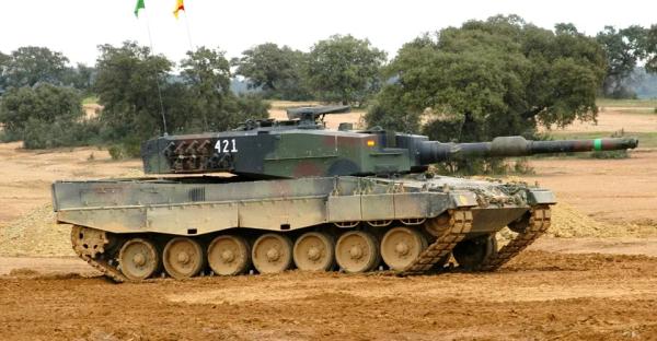 В рамках нового пакета військової допомоги Іспанія передала Україні танки та артилерійські снаряди – ЗМІ