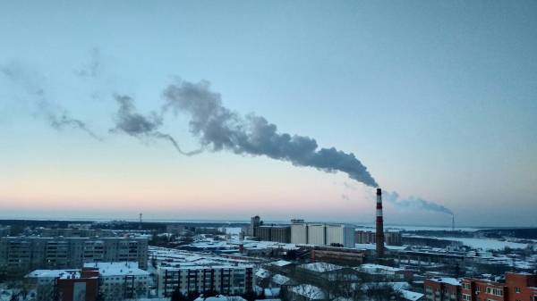 ЕС одобрил закон об ограничении выбросов метана при импорте газа: как это повлияет на Россию