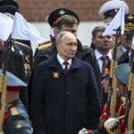 ЗМІ: Путін почав одягати бронежилет на публічні заходи – 1+1, новини…