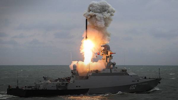 У ВМС пояснили, навіщо росіяни виводять носії ракет “Калібр” у Середземне море