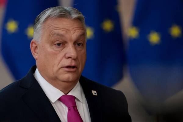 Орбан пообіцяв “перші кроки” до миру під час візиту до Києва
