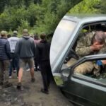 Конфлікт у Ворохті: що відомо про сутичку між місцевими та співробітниками…