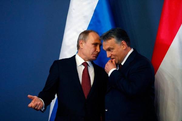 Орбан рассказал, как Путин отреагировал на идею “быстрого” прекращения огня