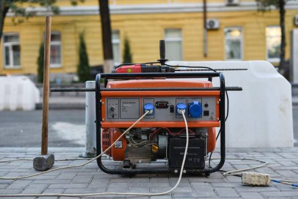 Во Львове угарным газом от генератора отравились работники кафе