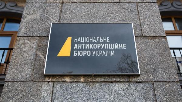 Юридичний нонсенс у справі ексміністра Сольського: детективи НАБУ у суді посилаються на копію “документу”, який написано від руки