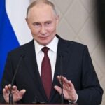 Путін заявив, що пропонував Києву в лютому 2022-го вивести ЗСУ з…