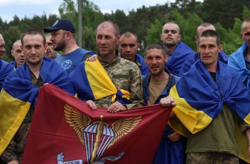 Другий етап обміну: ще 307 українських захисників удома