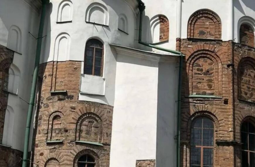 Черговий російський злочин: про обстріл Софійського собору повідомили до ЮНЕСКО