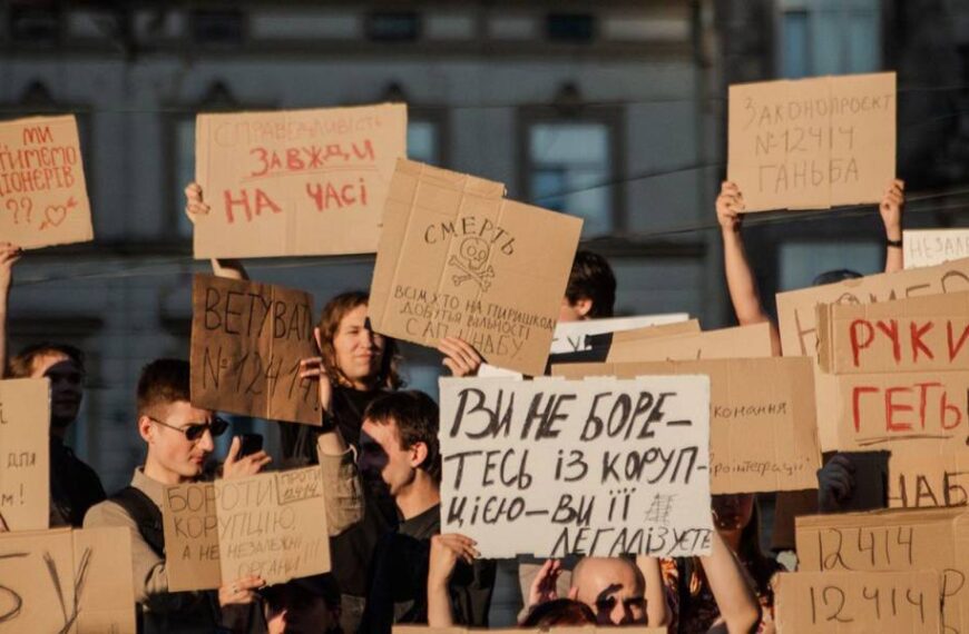 Ми вимагаємо вето, – студент, який організував протест проти ліквідації НАБУ та САП у Львові