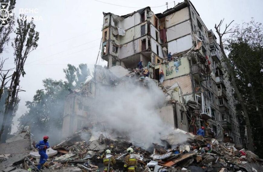 Падіння ракети було прямим, – Клименко про влучання у багатоповерхівку в Києві