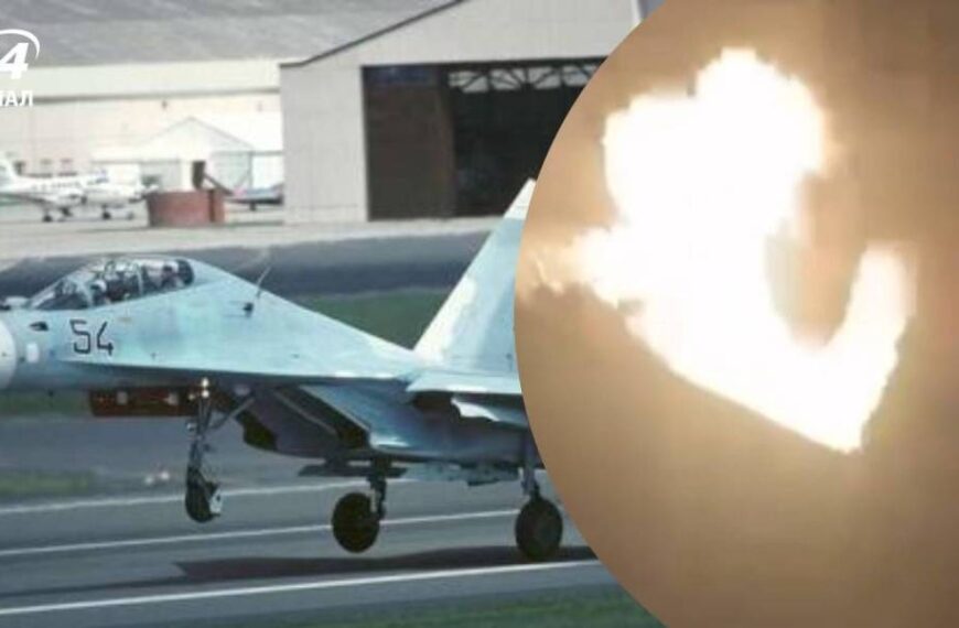 Льотчик-інструктор пояснив виключну важливість літака Су-27УБ, який знищили у Росії