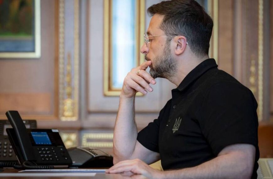 Натиснути так, щоб наступного року не було війни: Зеленський висловився про санкції проти Росії