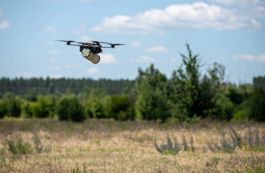 Чому українські дрони не доходять до фронту, попри рекордне виробництво