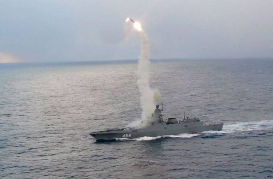 Невстановленою ракетою, якою Росія вдарила по Сумах, виявився “Циркон”, – Defense Express