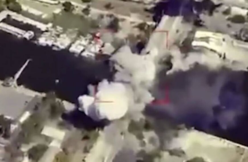 Люди можуть опинитися в ізоляції: в ОВА навели нові деталі російського удару по мосту в Херсоні