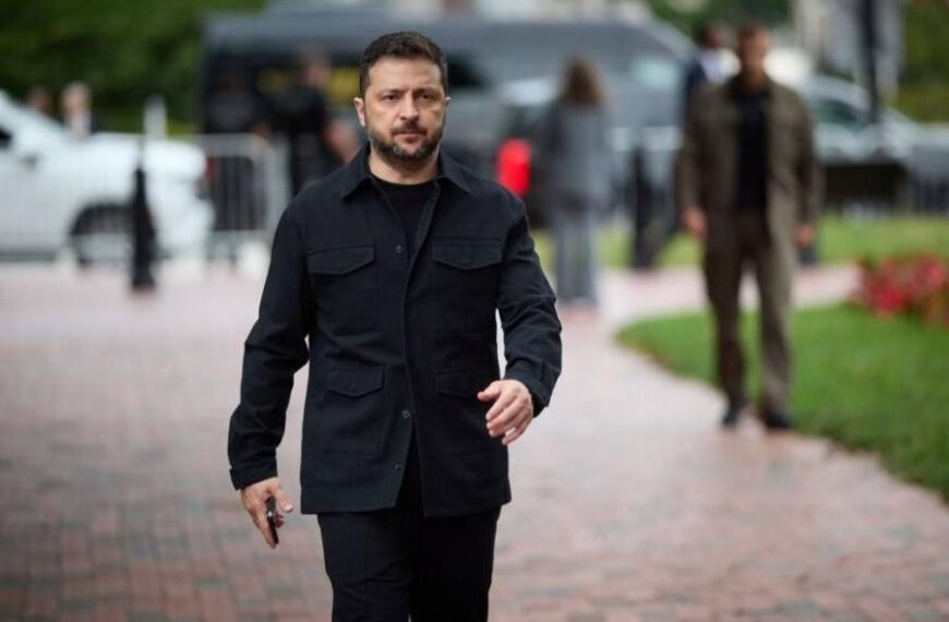 Двостороння чи тристороння зустріч: Зеленський назвав варіанти, що розглядає Україна