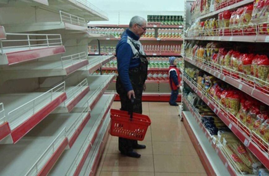 Викручуються як можуть: у Росії “оригінально” борються з дефіцитом товарів