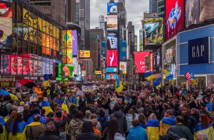 Таймс-Сквер – синьо-жовтий: у США відбулися акції на підтримку України