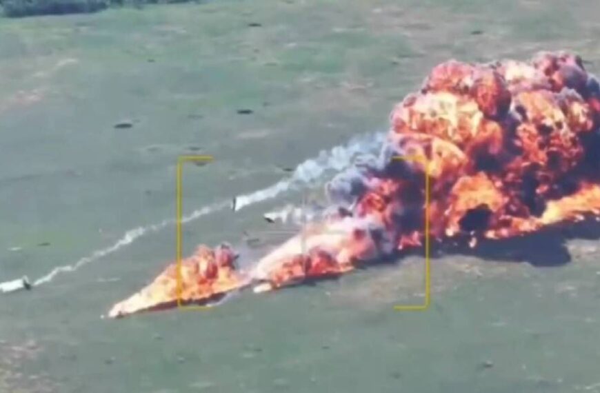 Вогняне приземлення: у мережі з’явився момент, як розбився російський Су-25