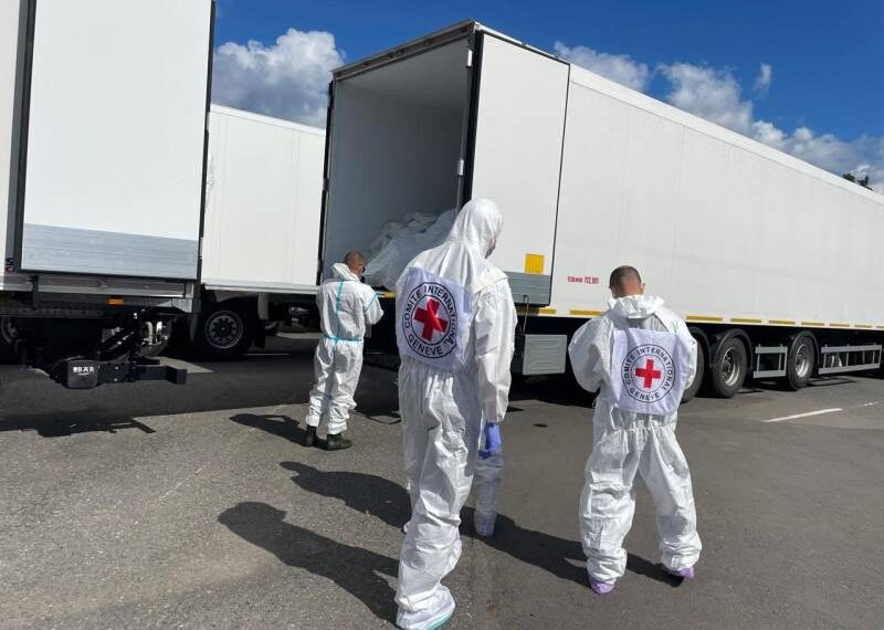 Є військові, що загинули в полоні: Україна повернула тисячу тіл загиблих захисників