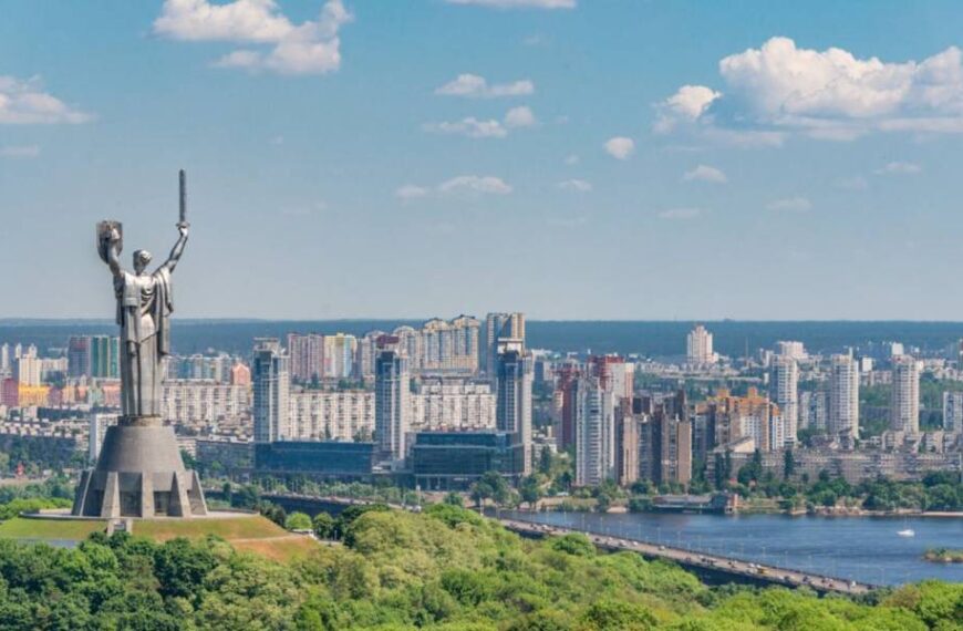 Україна відзначає День Незалежності: відеотрансляція та найважливіші заяви