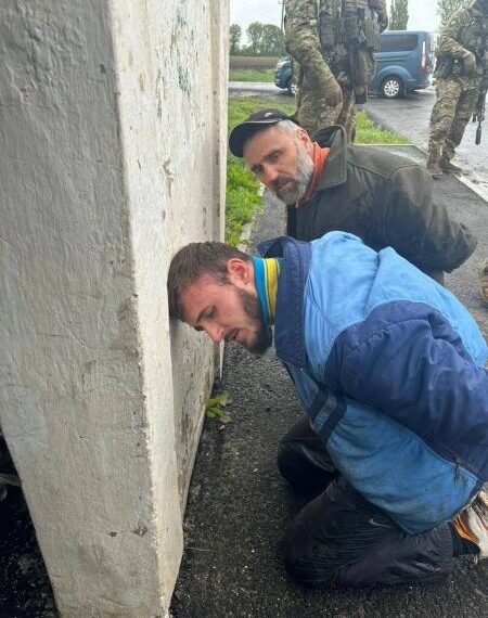 Прокуратура наполягатиме на арешті підозрюваних у нападі та вбивстві поліцейських на Вінниччині