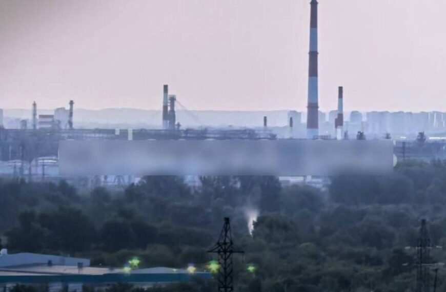 У РНБО підтвердили атаку на один з найбільших нафтохімічних заводів Росії
