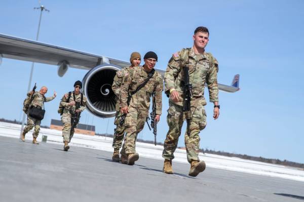 В Іраку російськими ракетами обстріляли авіабазу з військовими США