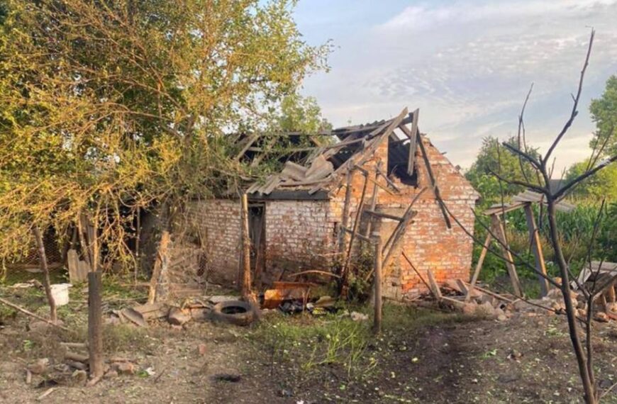 Уночі на Полтавщині працювала ППО: уламки БпЛА пошкодили приватні будинки