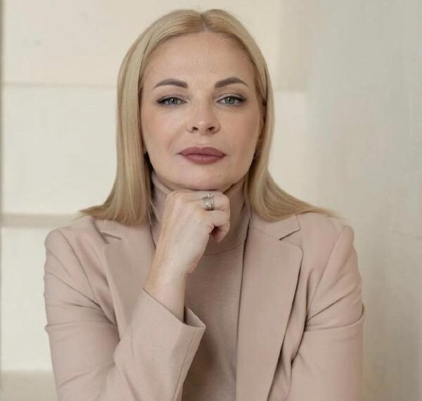 Фактор Ярової: чому громадська діячка, яка виступала за зміни в системі закупівель Міноборони, тепер їх критикує