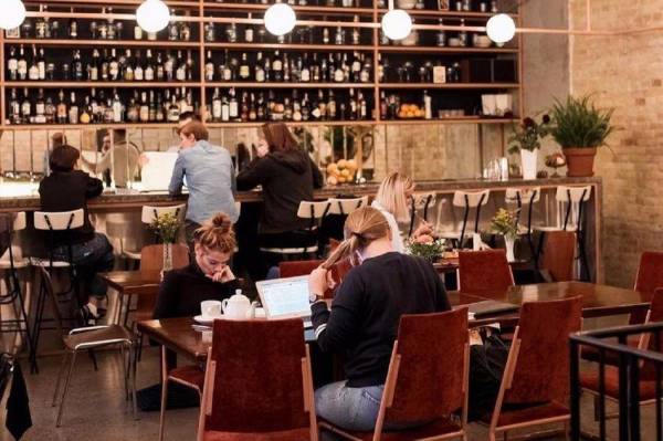 У Києві в кафе підірвали гранату, на місце прямують служби