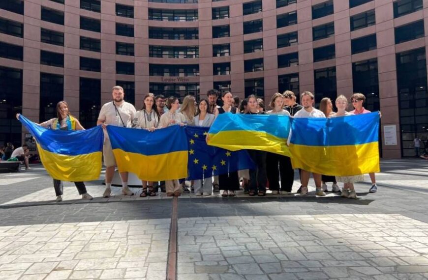 Україна покинула Європейський молодіжний форум через виступ доньки Навального